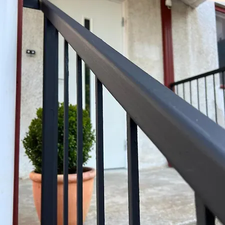 Vitteludd Seaside Houtskaer *