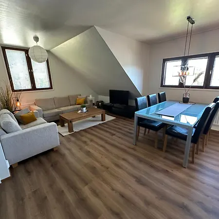 Vitteludd Seaside Houtskaer